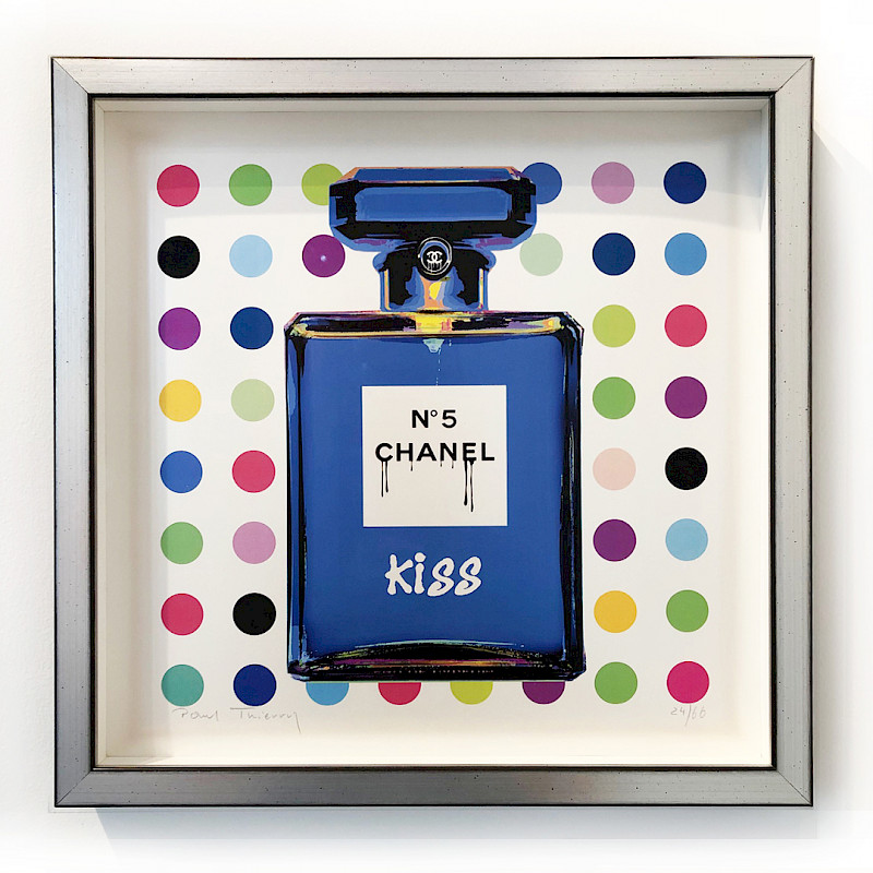CHANEL BLAU